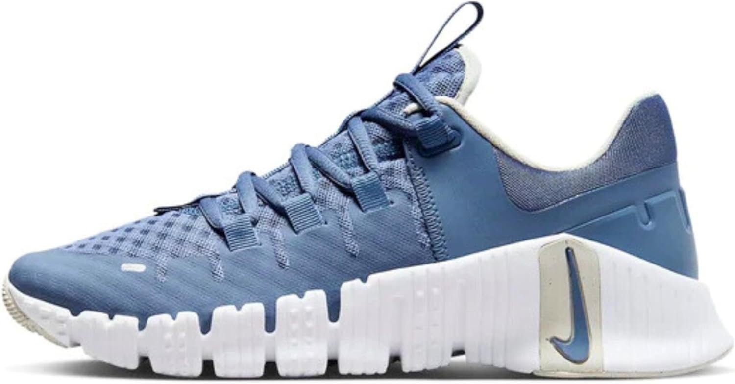 Nike Women’s Free Metcon 5 Workout Shoes